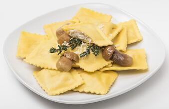 Teigtaschen mit Steinpilzen